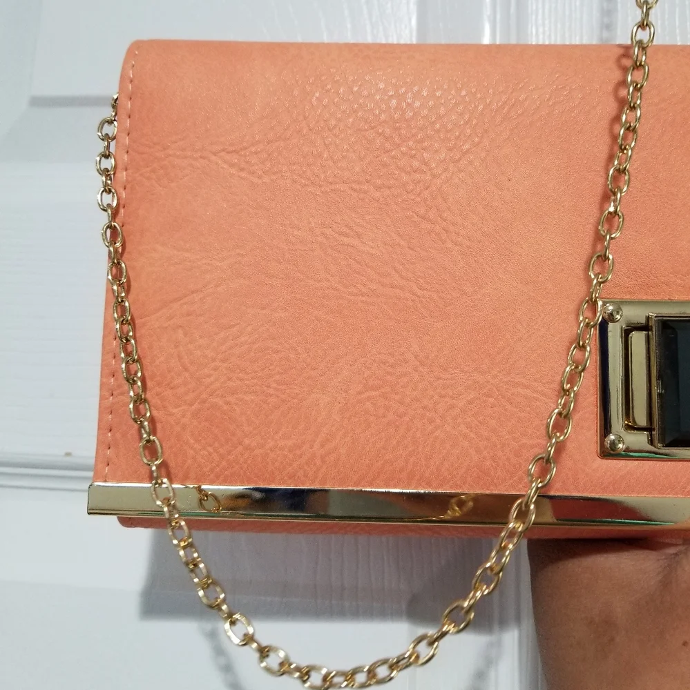 N/A pinky peach